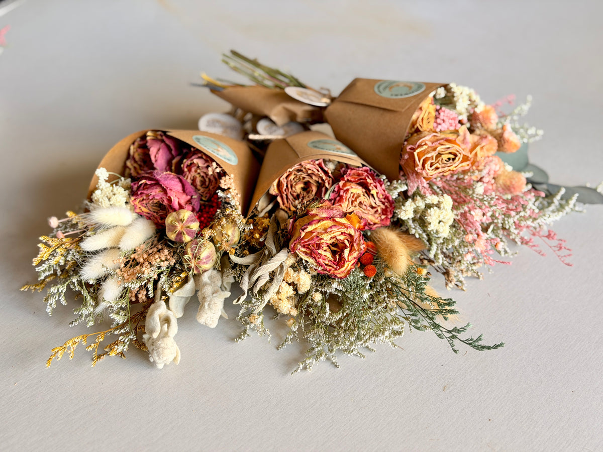 Le Vie in Rose | a Mini Rose Wildflower Bouquet